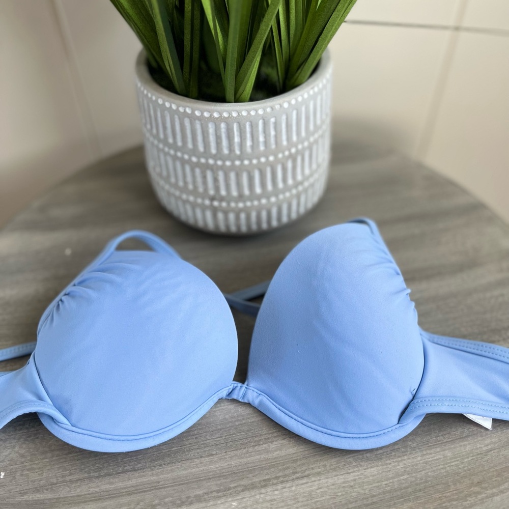 Xhilaration underwire bikini top